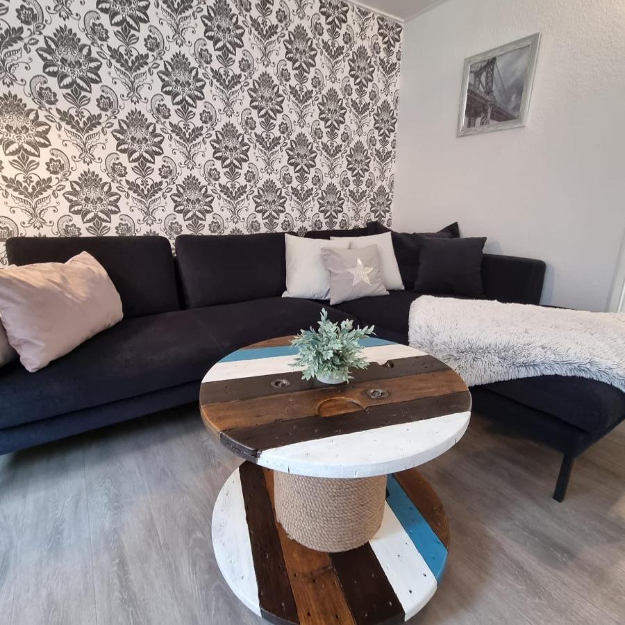 Апартаменты Haus Kaiser Ferienwohnung Und Appartementvermietung Бюзум